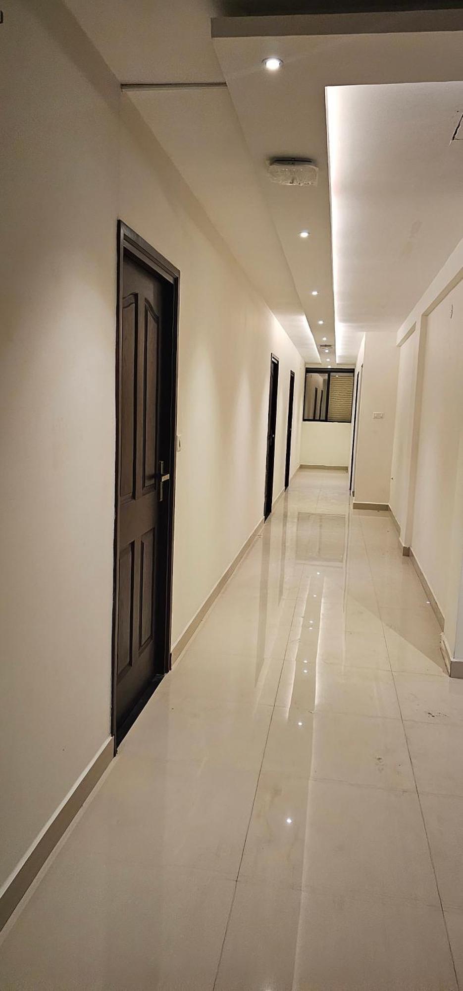 Blueway Residency Downtown Hotel Thiruvananthapuram Ngoại thất bức ảnh
