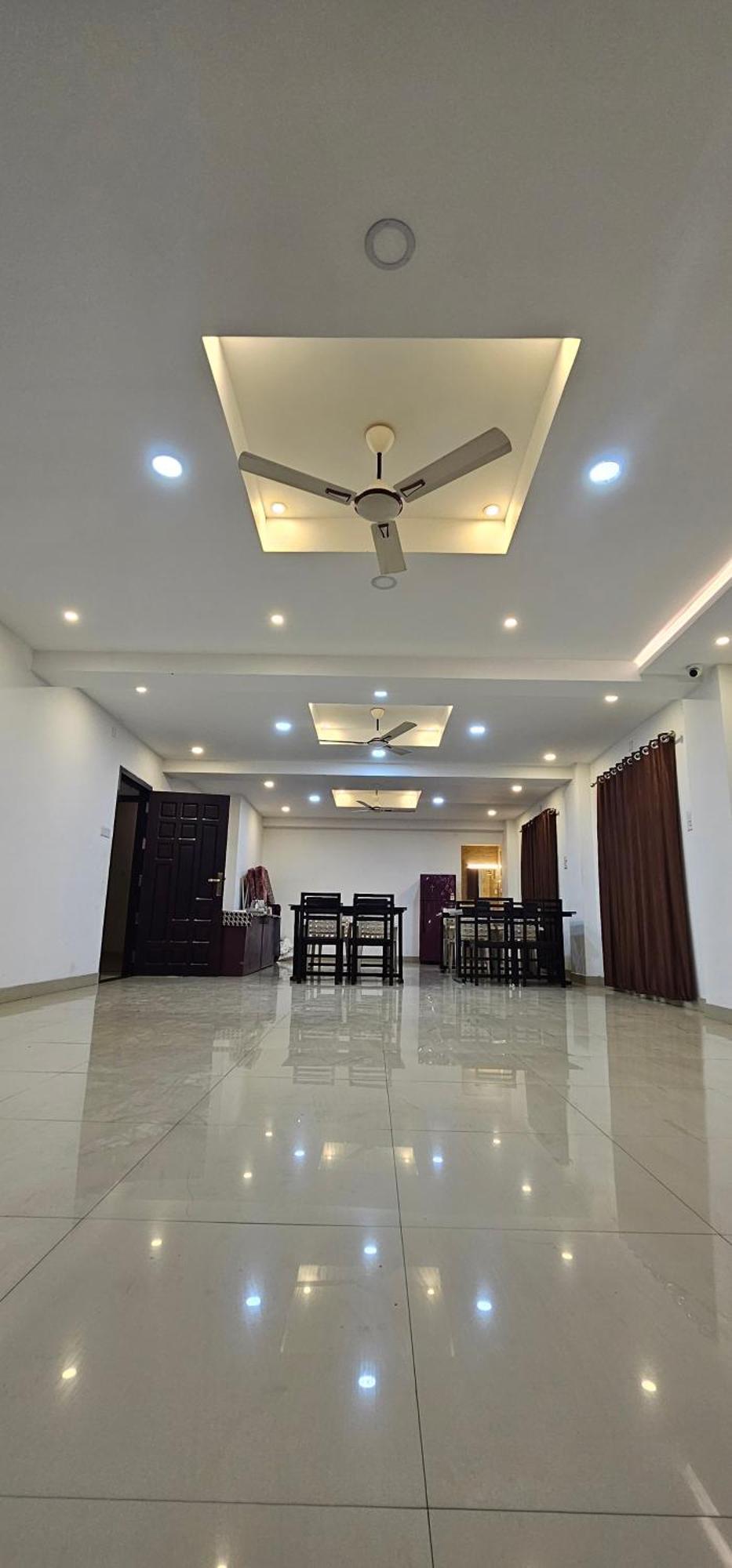 Blueway Residency Downtown Hotel Thiruvananthapuram Ngoại thất bức ảnh